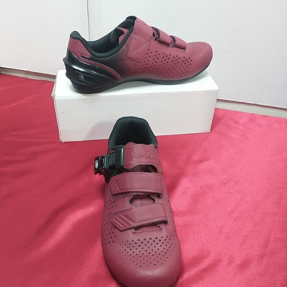Santic Unisex SZ 39 Cycling Shoes Bike Shoes Mens 6.5 Women's 8.5.